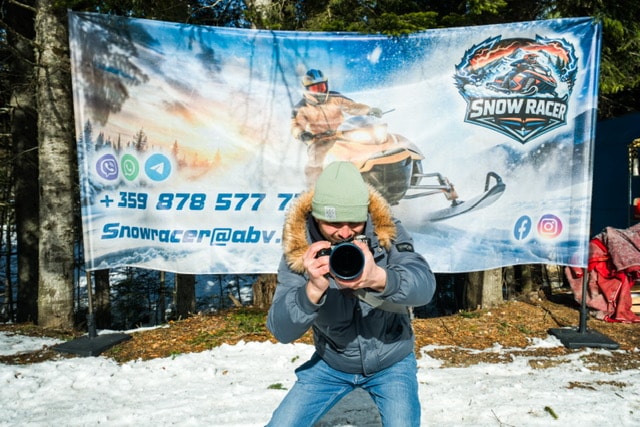 Winter portrait representing the snowracer.eu team spirit